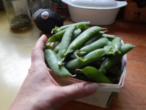 Quart of fresh-picked peas
